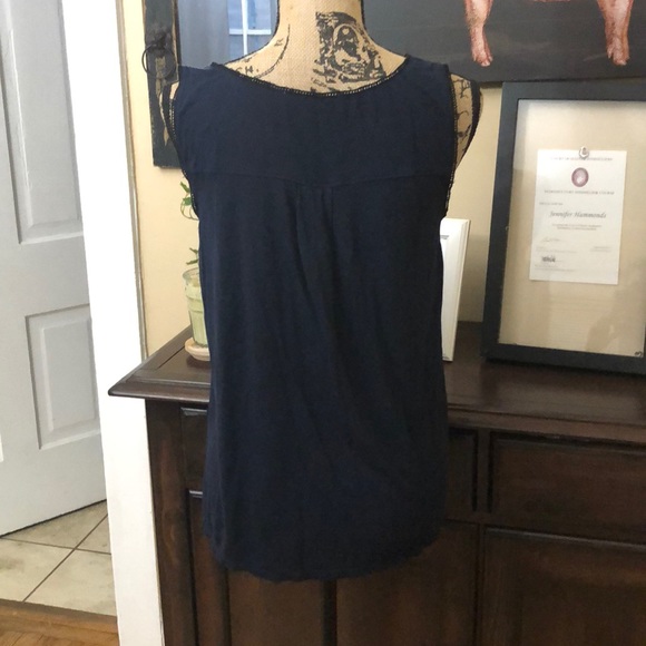 Loft NWOT navy and black blouse - Picture 3 of 5